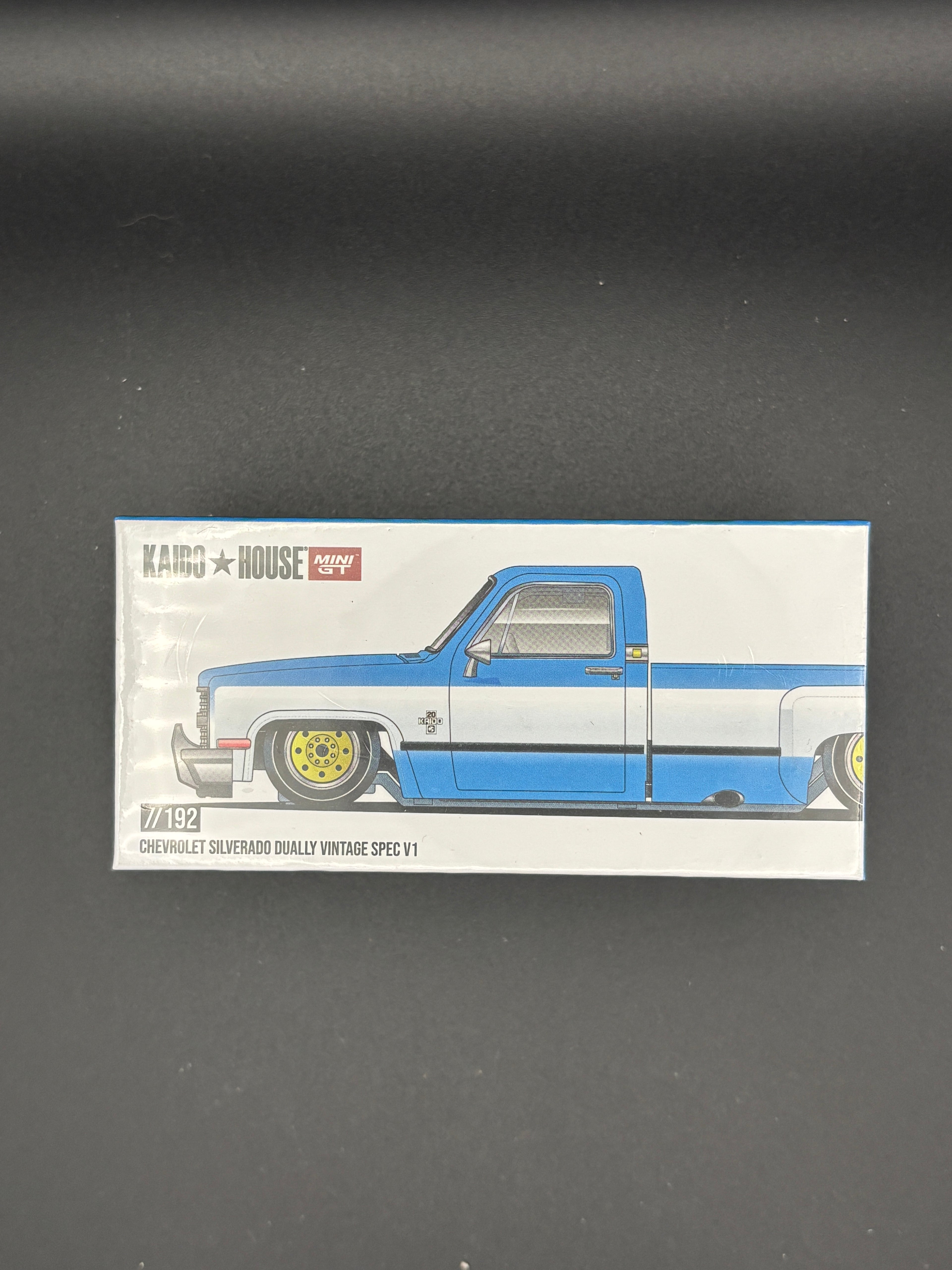 Kaido House Chevrolet Silverado Dually Vintage Spec V1 KHMG192 Sealed